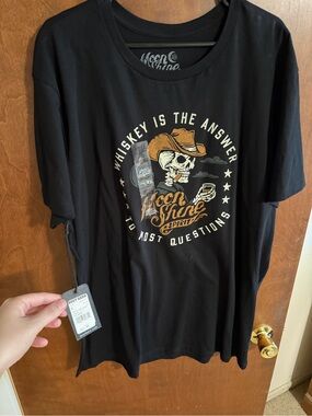 ✨ 2/$25 or 3/$30 SALE - 
Moon Shine Spirits Black Graphic Tee - Whiskey Skull De